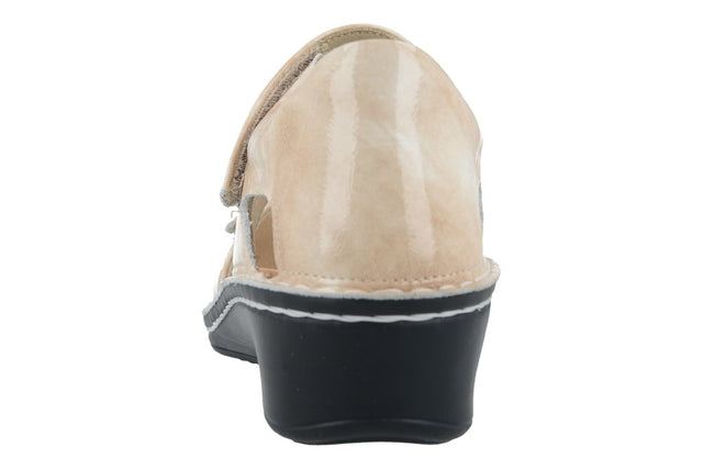 Fes beige, Apache